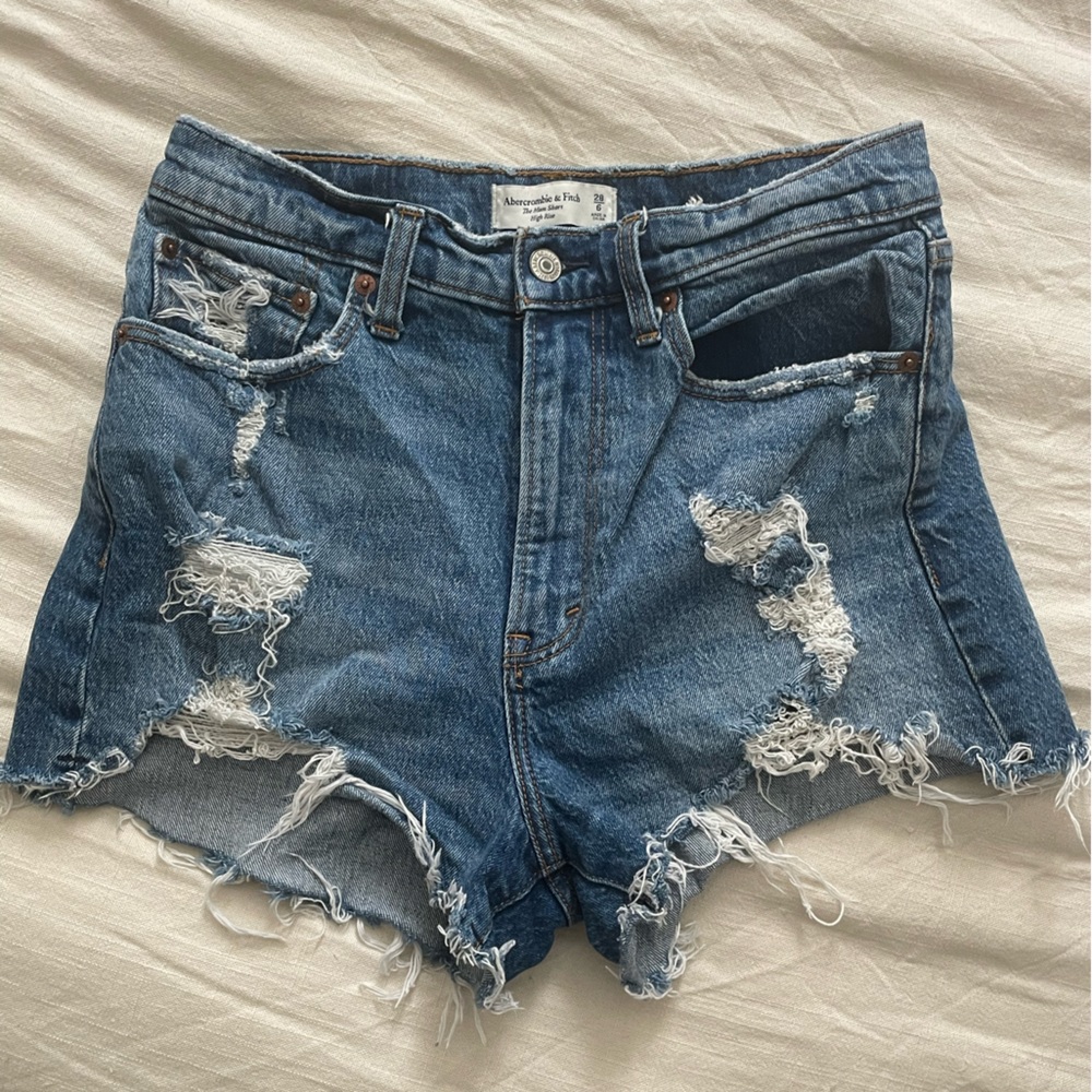 Abercrombie & Fitch High Rise Mom Short